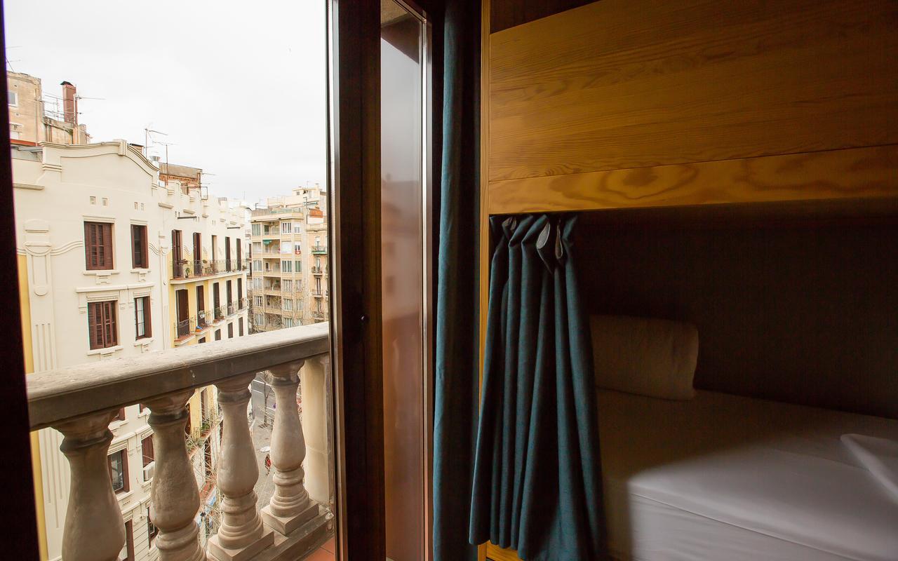 Yeah Barcelona Hostel Exteriör bild